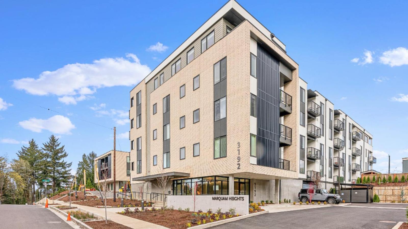 Landing At Marquam Heights - 2 Bedrooms In Southwest Portland
